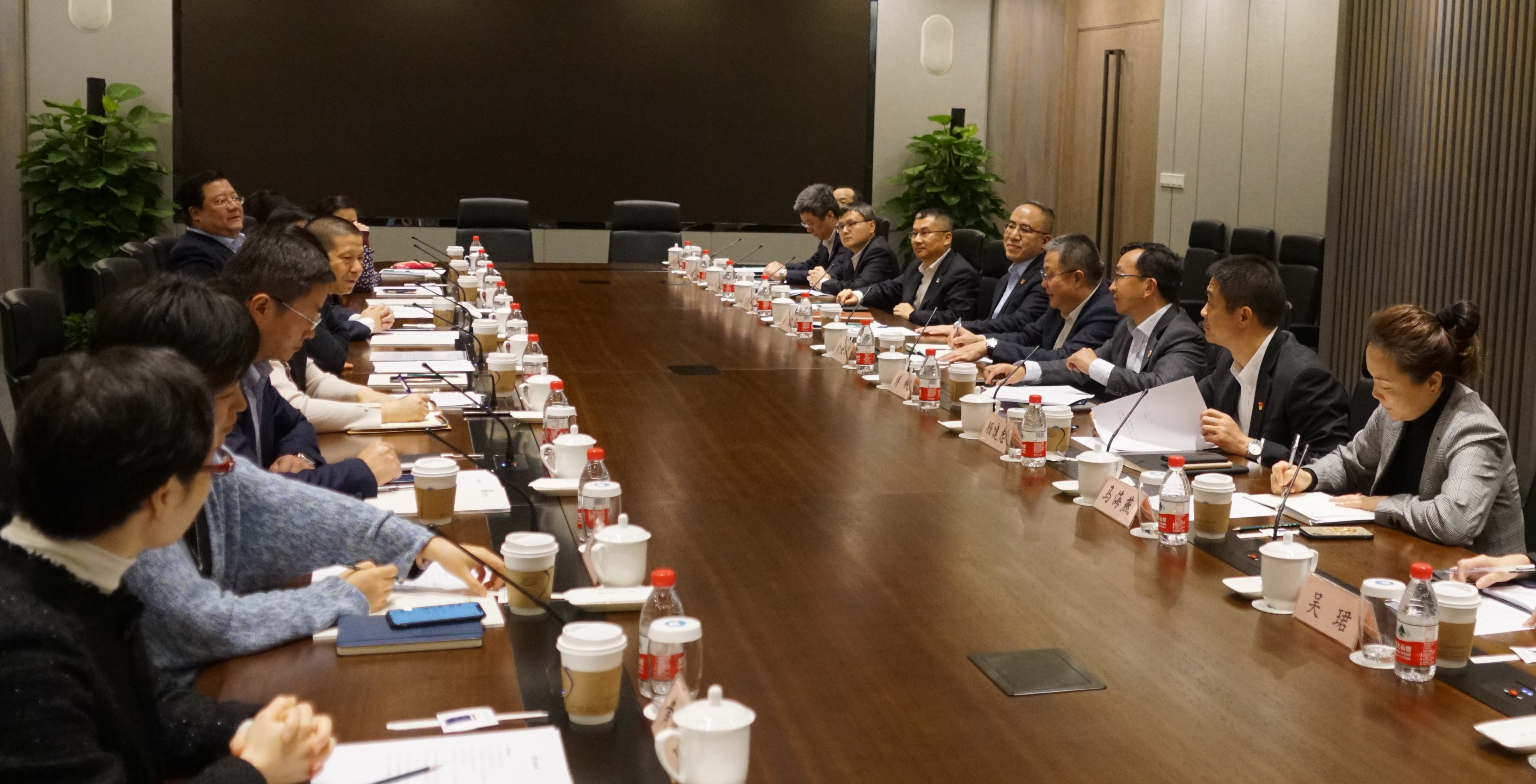 U��U�ֹ��ʡ�(�й���)�ٷ���վ